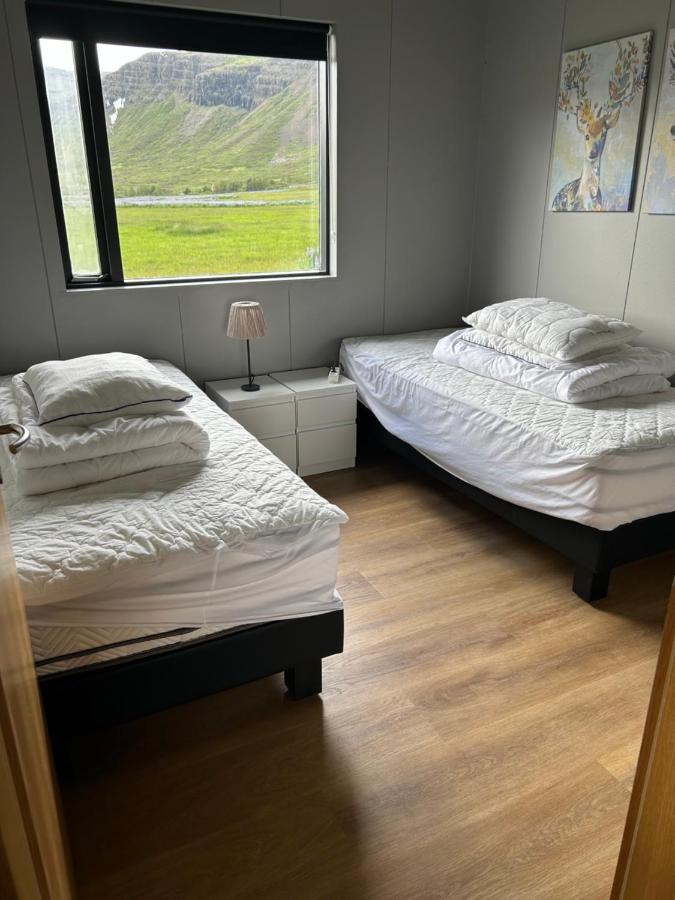 Bjarkarholt Guesthouse Hagi  ภายนอก รูปภาพ